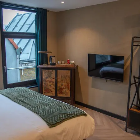 Downtown Apartment
